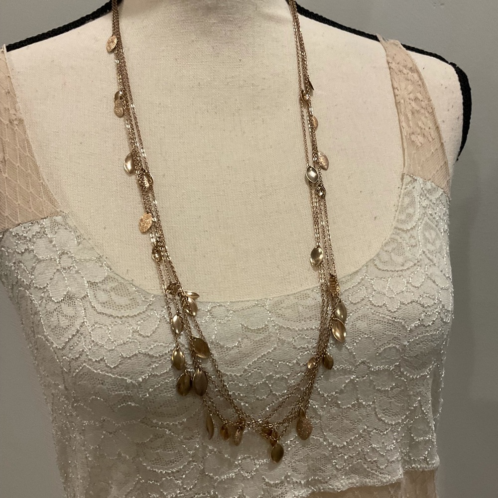 NWT 🆕 Laundry by Shelli Segal necklace
